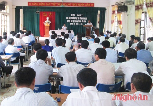Toàn cảnh hội nghị.