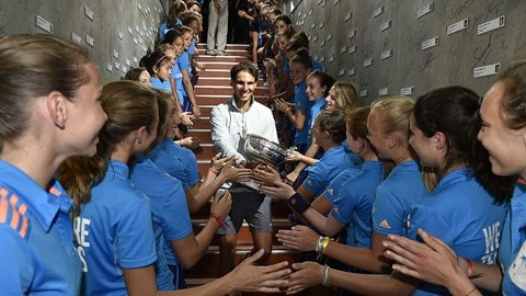 Nadal vượt qua Djokovic để giành cúp tại giải Roland Garros