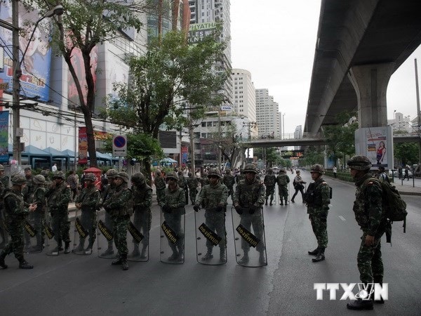 Binh sỹ Thái Lan đảm bảo an ninh tại Bangkok ngày 29/5. (Ảnh: AFP/TTXVN)