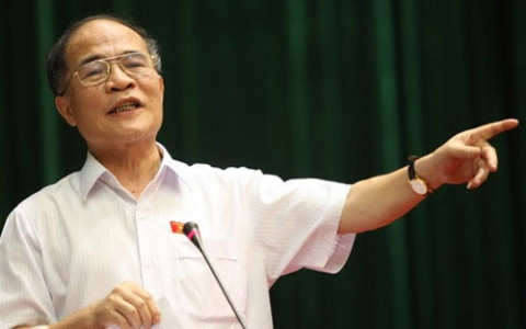 Chủ tịch Quốc hội Nguyễn Sinh Hùng 