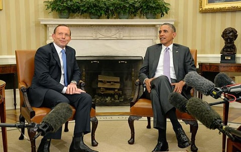 Thủ tướng Australia Tony Abbott (trái) và Tổng thống Barack Obama tại Nhà Trắng, Washington (Mỹ) ngày 12-6.