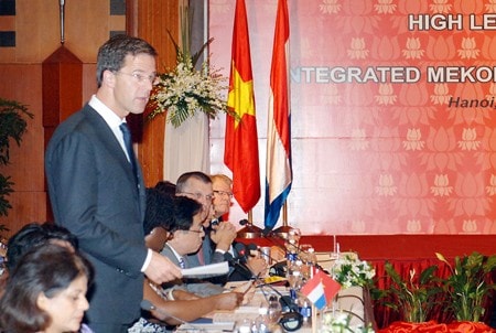 Thủ tướng Hà Lan Mark Rutte phát biểu tại Hội nghị. Ảnh: VGP/Nhật Bắc