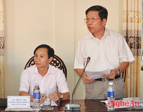 Phó trưởng ban Tuyên giáo Tỉnh ủy Trần Mạnh Đồng phát biểu