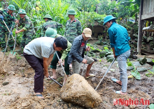 Nhờ sự đồng sức đồng lòng của quân và dân mọi khó khăn, trở ngại đã được vượt qua