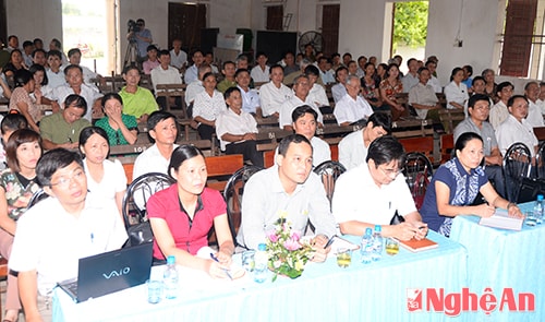 Cử tri xã Nghi Trung
