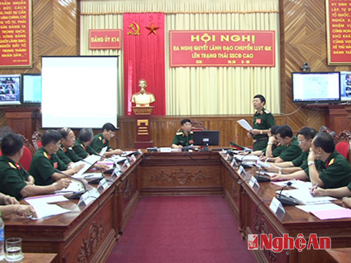Hội nghị Đảng ủy Quân khu ra Nghị quyết lãnh đạo chuyển LLVT Quân khu lên trạng thái SSCĐ cao.