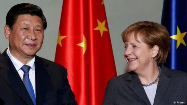 Thủ tướng Đức Angela Merkel (phải) và Chủ tịch Trung Quốc Tập Cận Bình. (Nguồn: REUTERS)