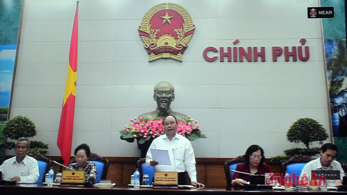 Đồng chí Nguyễn Xuân Phúc chủ trì Hội nghị