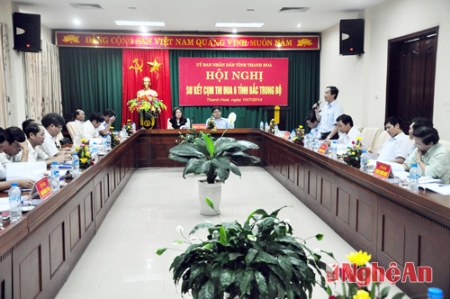 Đồng chí Đinh Viết Hồng – Phó Chủ tịch UBND tỉnh phát biểu tại Hội nghị