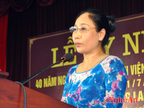 Đồng chí Đinh Thị Lệ Thanh phát biểu tại buổi lễ