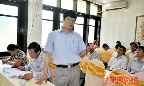 Đại biểu Lê Xuân Đại phát biểu thảo luận tại tổ.