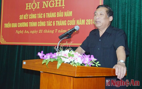 Đồng chí Hồ Quang Thành, Giám đốc Sở TT&TT Nghệ An chủ trì hội nghị.
