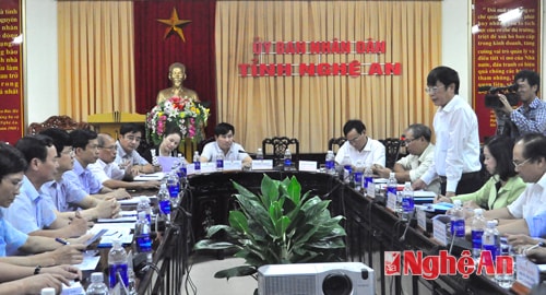 Toàn cảnh cuộc làm việc.