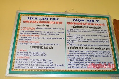 Thông báo giờ làm việc của Trung tâm giao dịch 1 cửa xã Đông Hiếu gián tiếp bớt quy định ngày làm việc ngày 8 tiếng