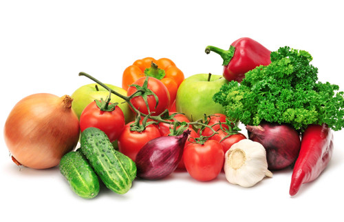Nhiều loại rau củ có thể dùng chế biến món ăn để cải thiện bệnh gút - Ảnh: Shutterstock