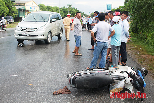 Hiện trường vụ tai nạn khiến một người nguy kịch