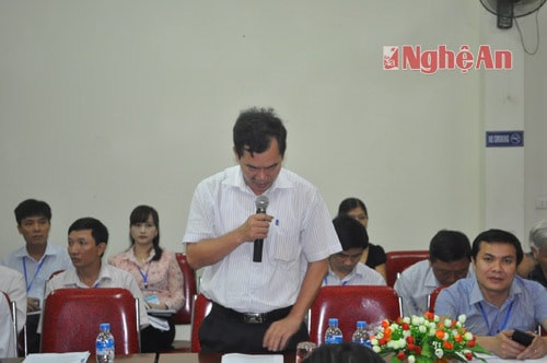 Đại diện Sở Giáo dục phát biểu kiến nghị xử lý tình trang giáo viên dôi dư