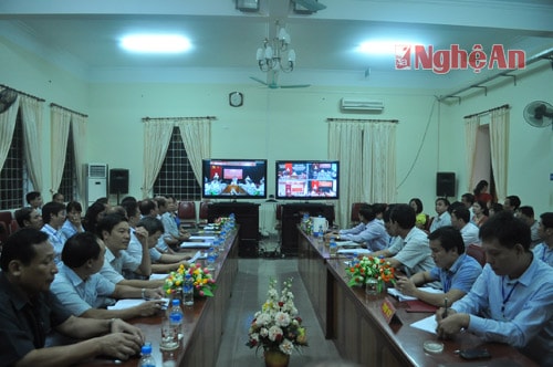 Quang cảnh hội nghị trực tuyến sơ kết công tác Nội vụ Nghệ An 6 tháng đầu năm 2014
