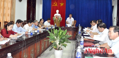 Toàn cảnh cuộc họp.