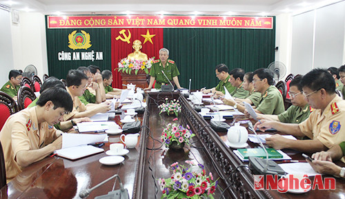 Trung tướng Tô Thường – Tổng cục trưởng Tổng cục CSQLHC về TTXH kết luận tại buổi kiểm tra