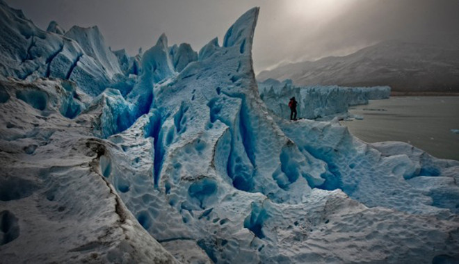 8. Vườn quốc gia Los Glaciares, Argentina: Tọa lạc ở tỉnh Santa Cruz, Patagonia của Argentina, vườn quốc gia có diện tích 4.459 km2 và được UNESCO công nhận vào năm 1981. Nơi đây nổi tiếng với những tảng băng màu xanh lam tinh khiết trên dòng sông băng Perito Moreno.