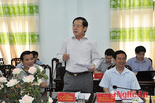 Đồng chí Lê Minh Thông phát biểu tại buổi làm việc