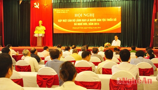 Toàn cảnh hội nghị.