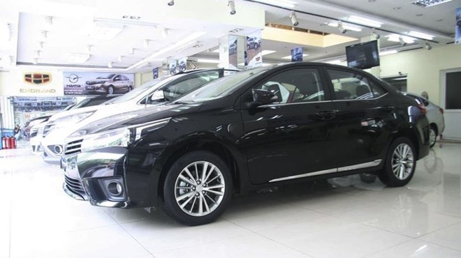 Toyota Corolla Altis 2014 không chính hãng đã có mặt tại Việt Nam.