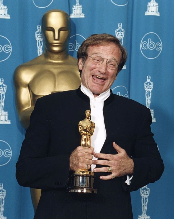 Robin Williams nhận giải Oscar trong năm 1998 với vai diễn trong phim 