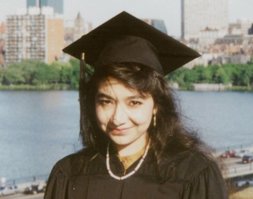 Aafia Siddiqui, nhà thần kinh học người Pakistan. Ảnh: AP