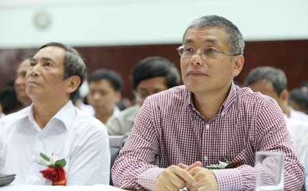 TS Hoàng Lê Minh