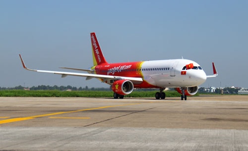   Máy bay A320 Sharklet thế hệ mới nhất của Airbus vừa bàn giao cho Vietjet.