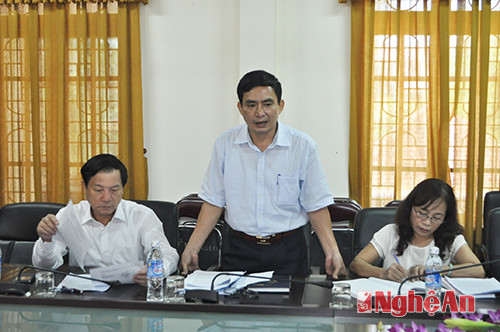 Ông Trần Quốc Chung - Phó trưởng ban Kinh tế - Ngân sách HĐND tỉnh kết luận tại cuộc làm việc
