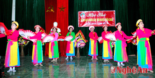 Quang cảnh hội thi vòng chung khảo tại Cụm 3-huyện Diễn Châu ngày 23/9/2014.
