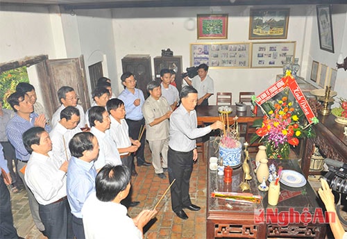 Thăm khu lưu niệm nhà cachs mạng Phan Đăng Lưu