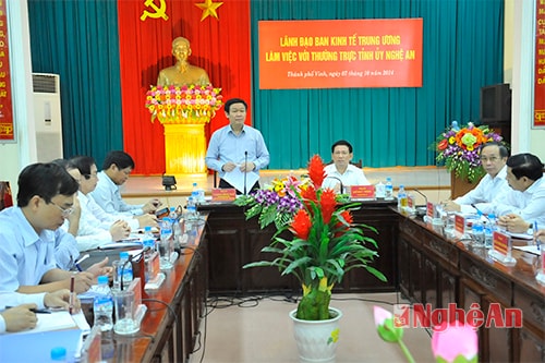 Đồng chí Vương Đình Huệ kết luận buổi làm việc