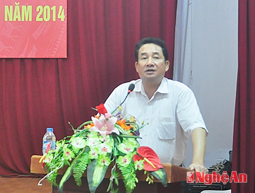 Đồng chí Thái Văn Hằng phát biểu chỉ đạo hội nghị.