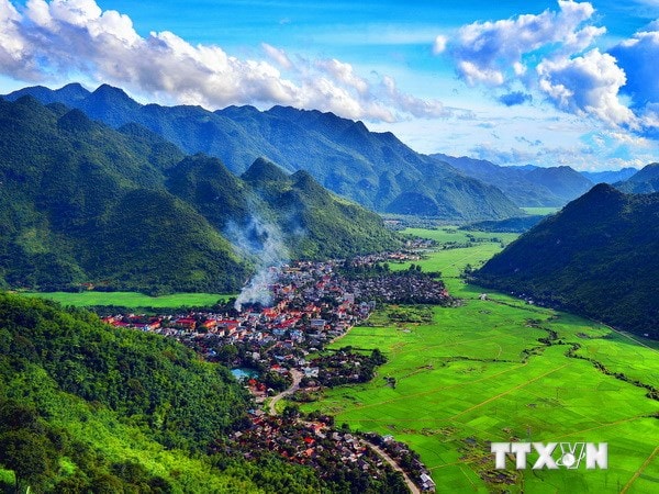 Thung lũng Mai Châu-Hòa Bình