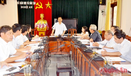 Đồng chí Nguyễn Hữu Lậm kết luận buổi làm việc