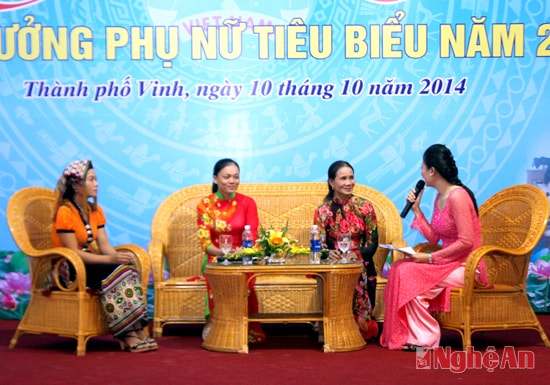 Các chi hội trưởng tiêu biểu trao đổi kinh nghiệm hoạt động hội tại buổi giao lưu