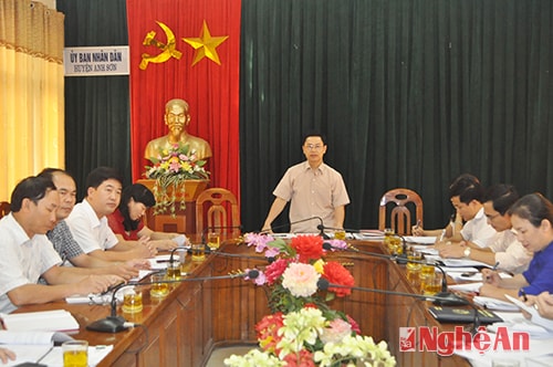 Đồng chí Nguyễn Xuân Sơn kết luận tại cuộc làm việc