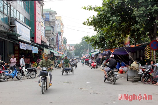Đường Lê Huân.