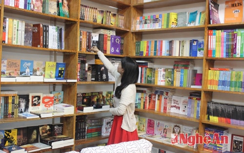 Một góc không gian của nhà sách Thiên Minh.
