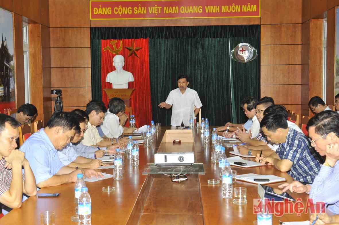 Đồng chí Nguyễn Xuân Đường kết luận buổi làm việc