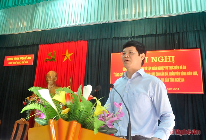 Đồng chí Lê Xuân Đại phát biểu hội nghị