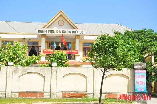 Bệnh viện Đa khoa Cửa Lò được nâng cấp lên 70 giường với nhiều trang thiết bị hiện đại. Nhưng từ khi đưa vào phục vụ 3 năm nay, mặc dù đã được thẩm 