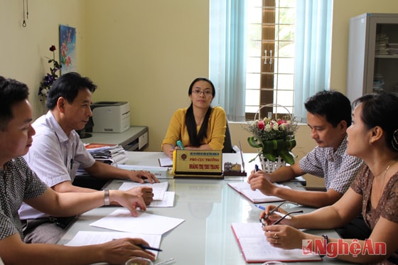 Chị Hoàng Thu Trang - Cục phó Cục Thi hành án dân sự tỉnh, nguyên là sinh viên diện thu hút.