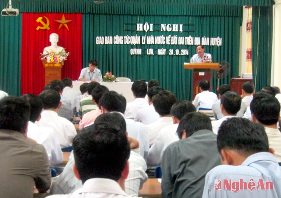 Toàn cảnh hội nghị.