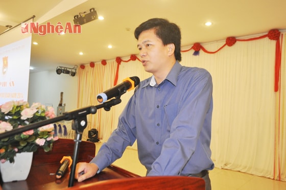 Bí thư Tỉnh đoàn Nguyễn Đình Hùng phát biểu tại lớp tập huấn