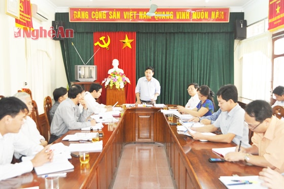 Đồng chí Lê Quốc Khánh chủ trì cuộc họp